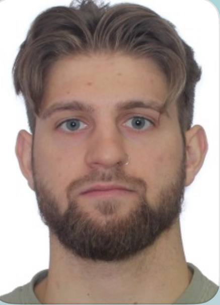 Андрій Вакарюк