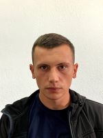 Максим Навроцький