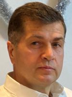 Олег Ушаков