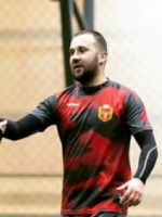 Максим Черняков