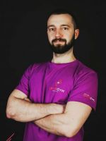 Роман Коваленко