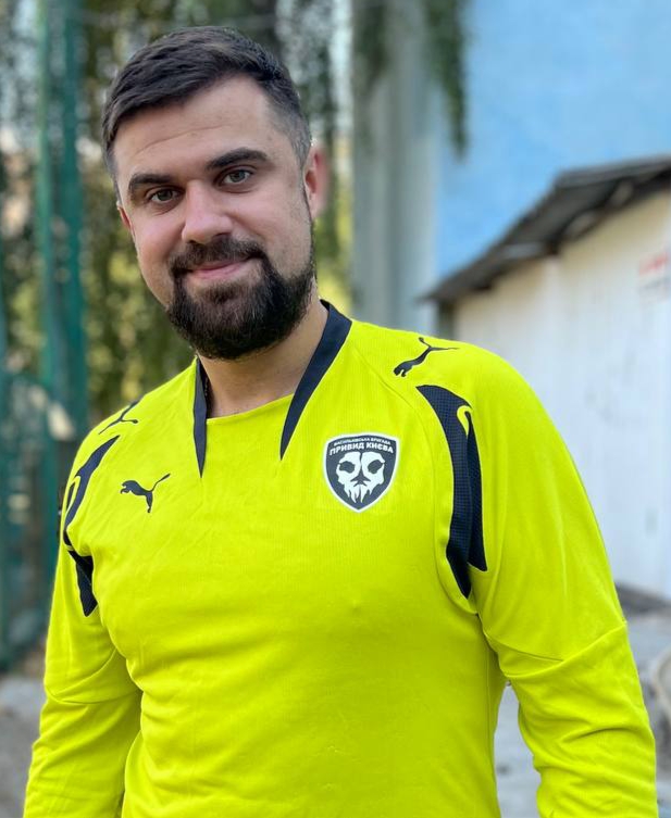 Максим Лисенко